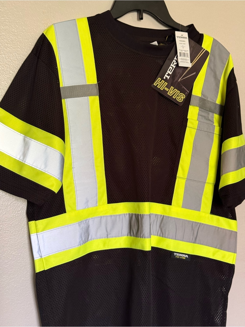 Terra & Sky Black Hi-Vis Short-Sleeve Safety Shirt with Neon Yellow